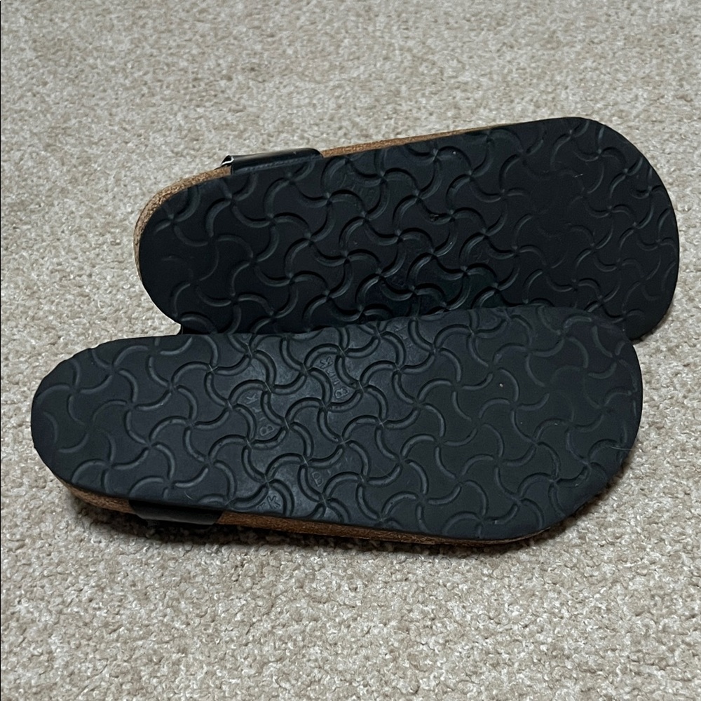 Birkenstock Gizeh Heel Strap Glossy Black Sandals - Picture 6 of 9